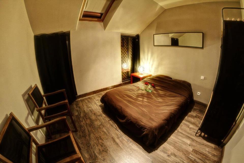 Kine Lounge Apartment Bazet Exterior photo